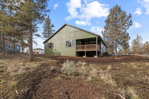 Tiny photo for 1205 Vine Maple Drive, Klamath Falls, OR 97601 (MLS # 220215651)