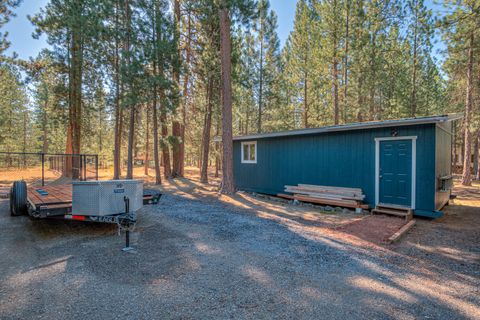 Tiny photo for 52348 Barberry Circle, La Pine, OR 97739 (MLS # 220206765)