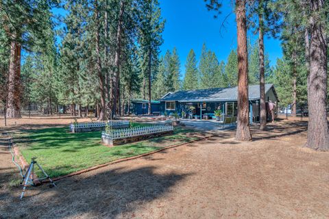 Tiny photo for 52348 Barberry Circle, La Pine, OR 97739 (MLS # 220206765)