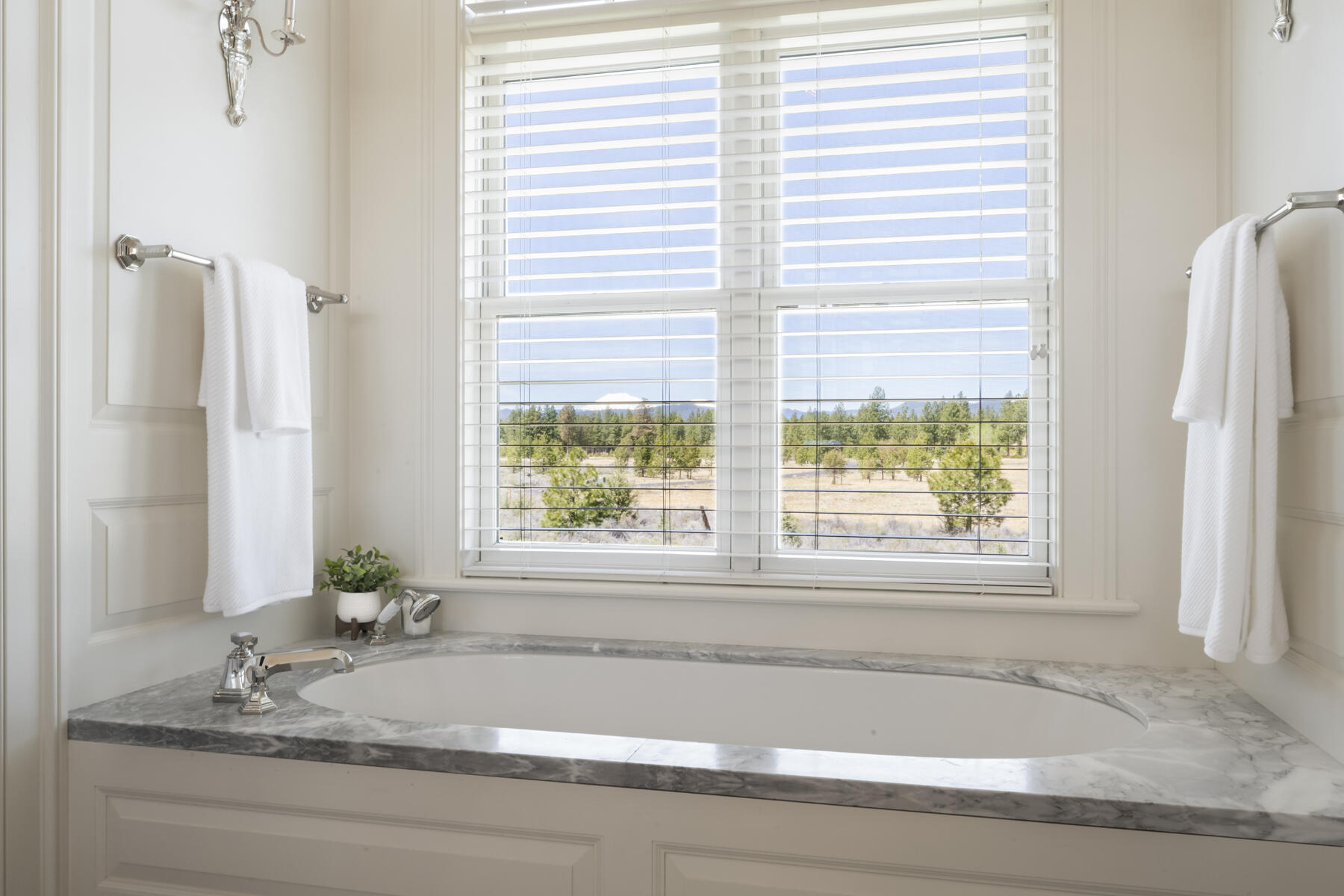 The Highlands at Broken Top - Residential