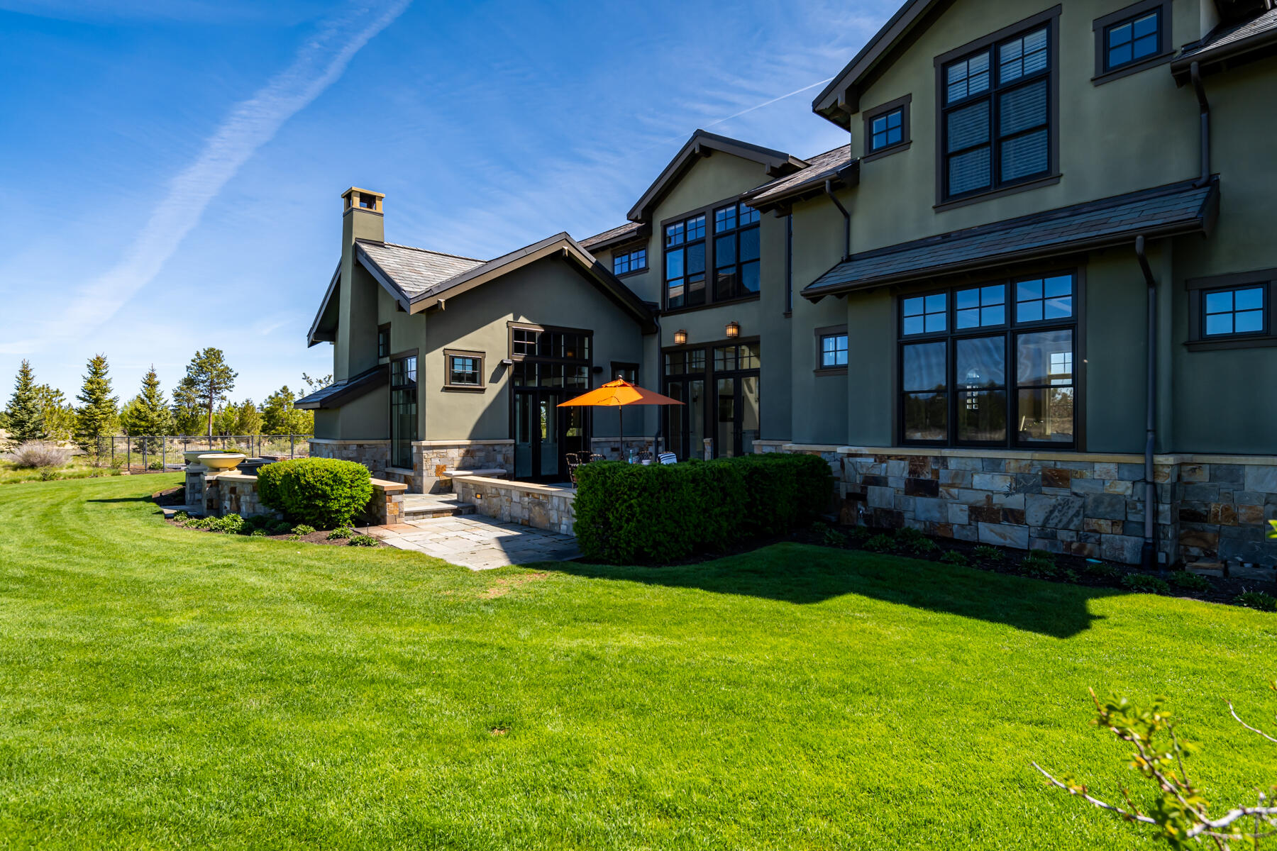 The Highlands at Broken Top - Residential