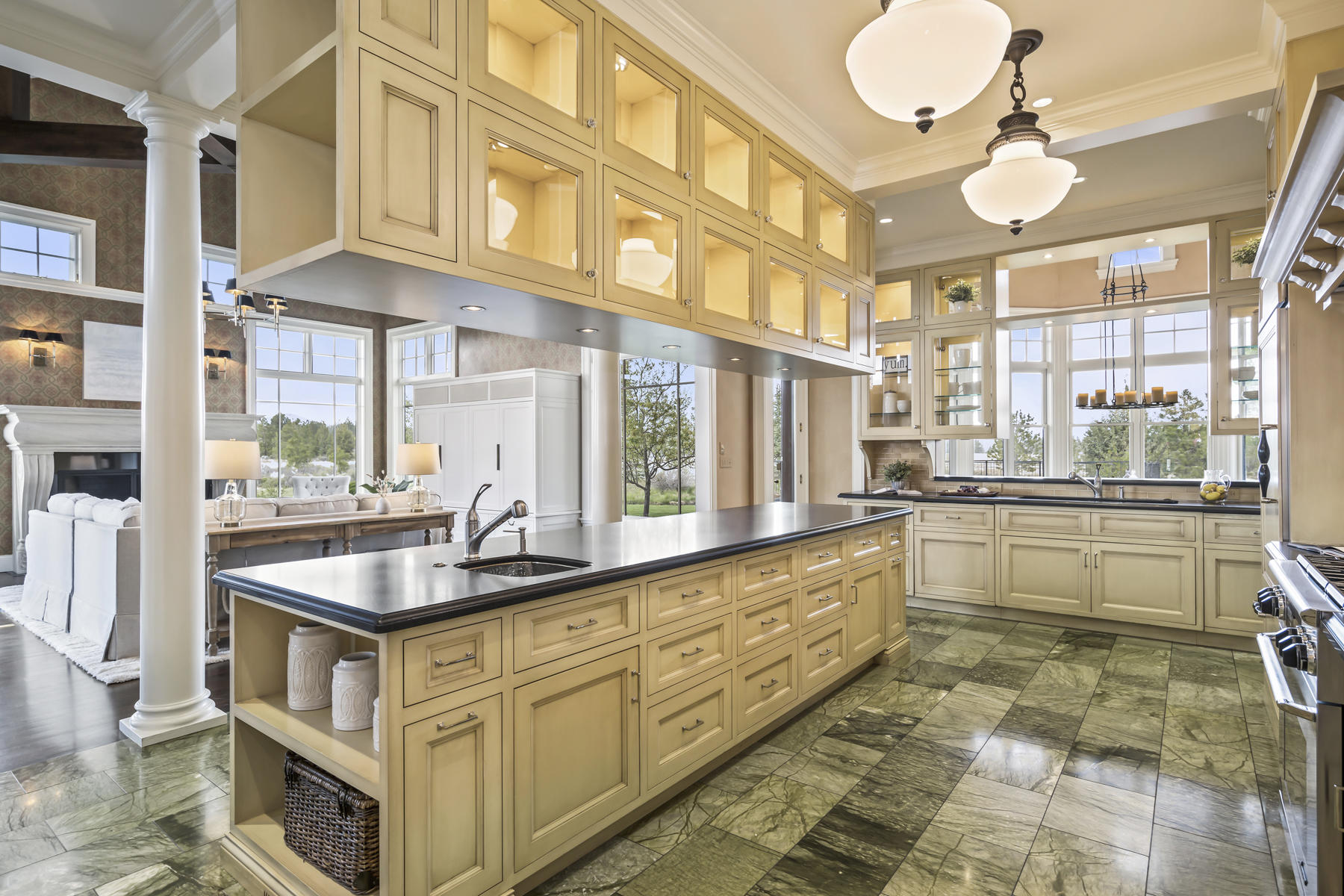 The Highlands at Broken Top - Residential