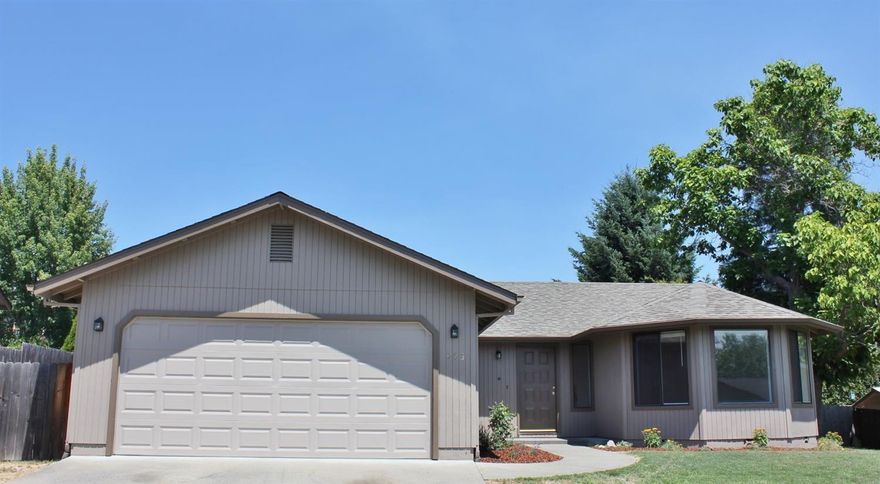 Desirable NW Grants Pass neighborhood; close to schools and shopping. This home has what you're looking for and is move-in ready with new carpet and interior paint - sprucing already done. Enjoy the peaceful neighborhood in this 1361 square foot, 3 bedrooms, and 2 baths home. This level .18 acres has a nice sized backyard with a covered porch and RV parking for a small unit or boat. Come make this your home. All information is deemed reliable but not verified. Anyone considering the purchase of this property should do their own investigation into the uses and condition of the property.