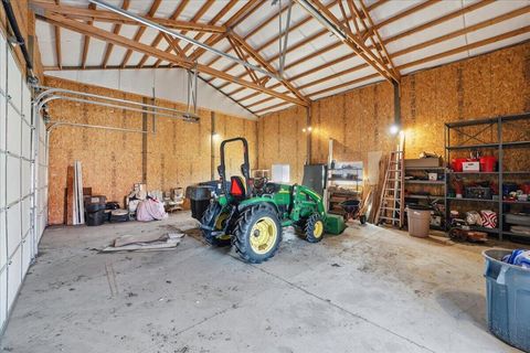 Tiny photo for 66215 Barr Road, Bend, OR 97703 (MLS # 220220111)