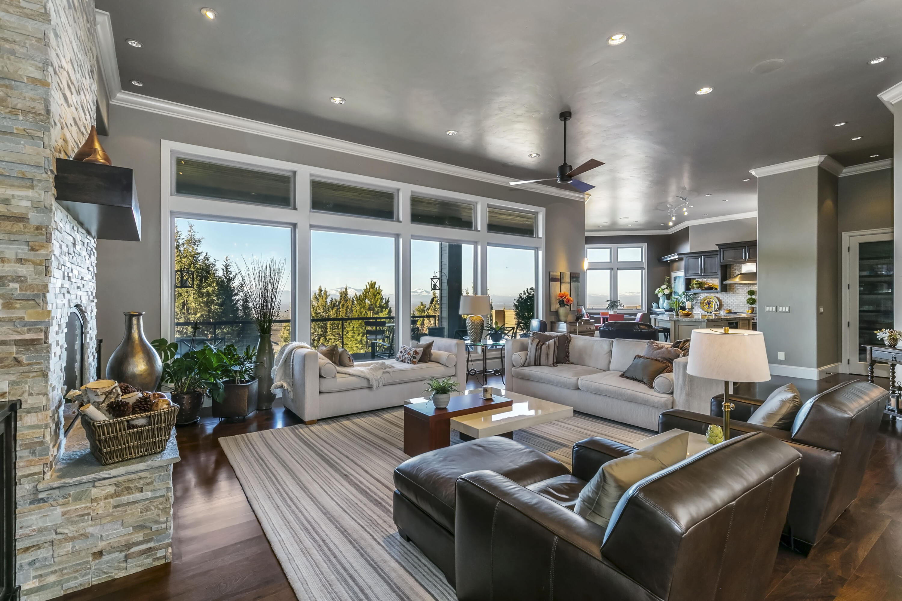 Eagle Crest - Residential