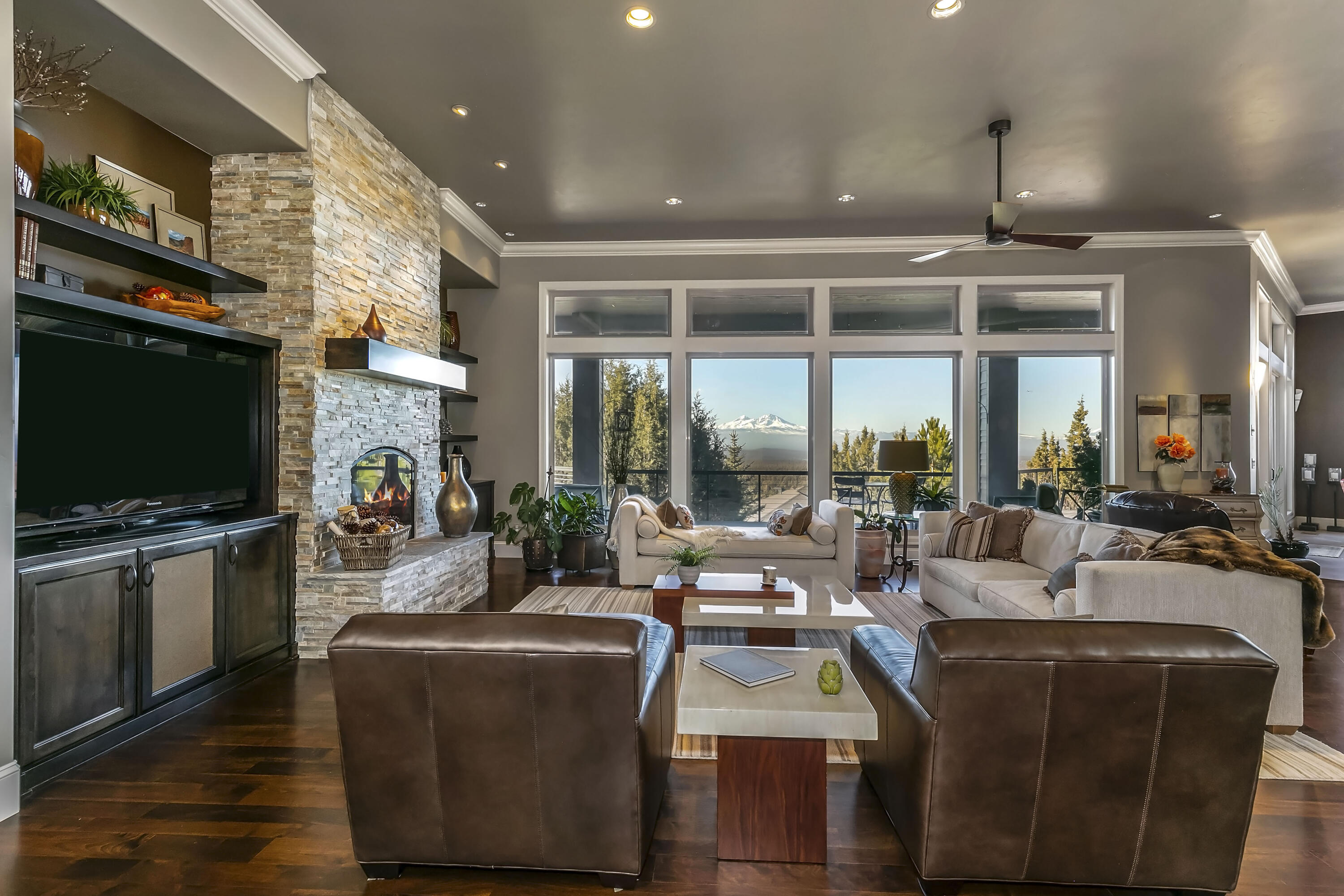 Eagle Crest - Residential