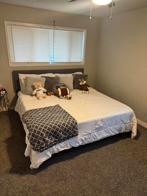 Tiny photo for 3267 Hope Street, Klamath Falls, OR 97603 (MLS # 220215381)