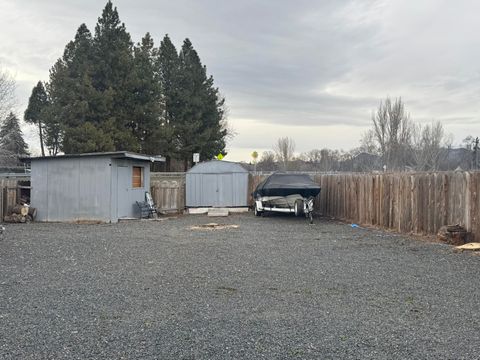 Tiny photo for 3267 Hope Street, Klamath Falls, OR 97603 (MLS # 220215381)