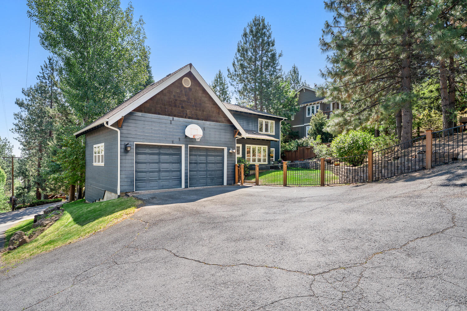335 NW 17th Street