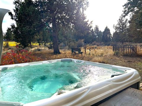 Tiny photo for 64495 Quail Drive, Bend, OR 97703 (MLS # 220212094)