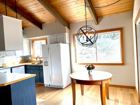 Tiny photo for 64495 Quail Drive, Bend, OR 97703 (MLS # 220212094)