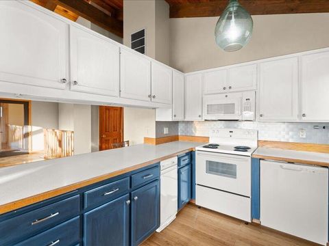 Tiny photo for 64495 Quail Drive, Bend, OR 97703 (MLS # 220212094)