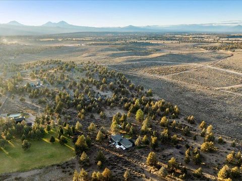 Tiny photo for 64495 Quail Drive, Bend, OR 97703 (MLS # 220212094)