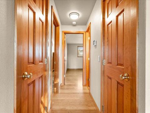 Tiny photo for 64495 Quail Drive, Bend, OR 97703 (MLS # 220212094)