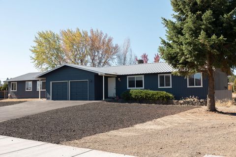 61683 Daly Estates Drive Bend OR 97702