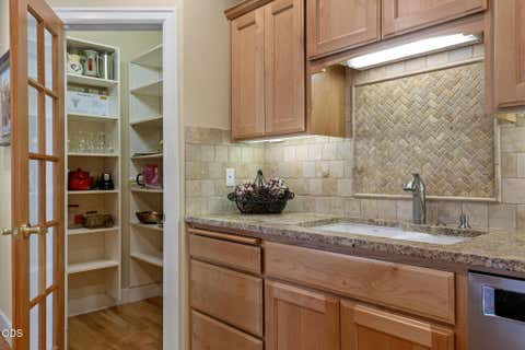 Tiny photo for 19350 SW Laurelhurst Way, Bend, OR 97702 (MLS # 220225813)