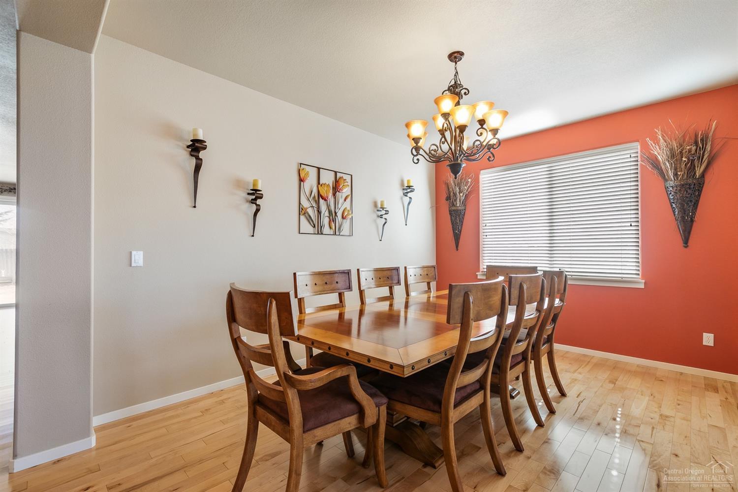 Ni Lah Sha Village - Residential