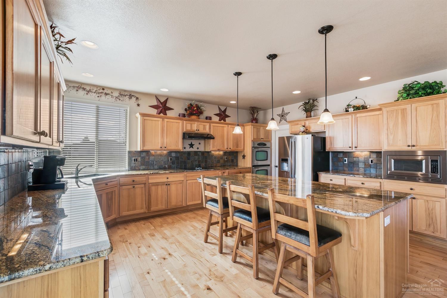 Ni Lah Sha Village - Residential