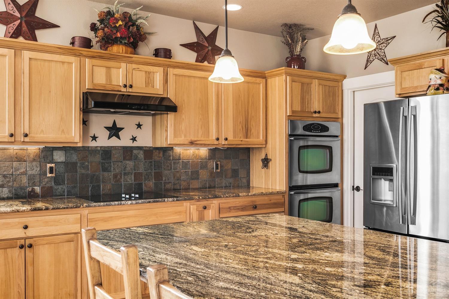 Ni Lah Sha Village - Residential