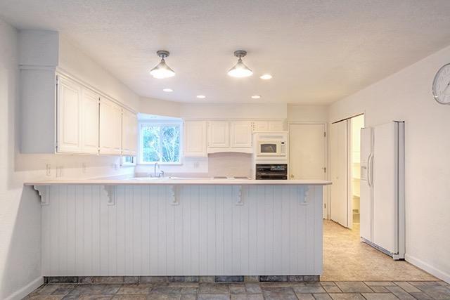 Country Club Heights - Residential