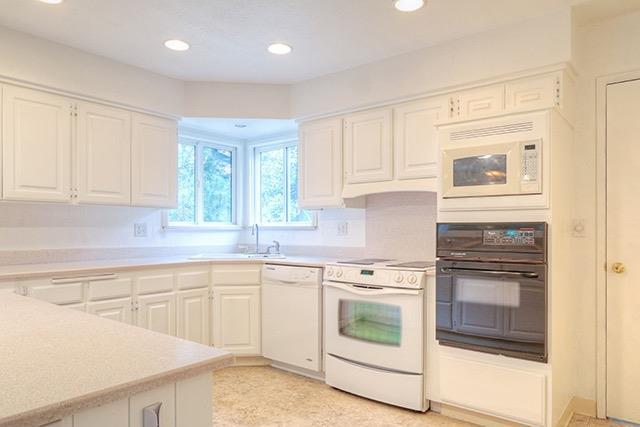 Country Club Heights - Residential