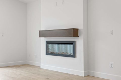 Tiny photo for 4136 SW Pumice Avenue #74, Redmond, OR 97756 (MLS # 220217709)