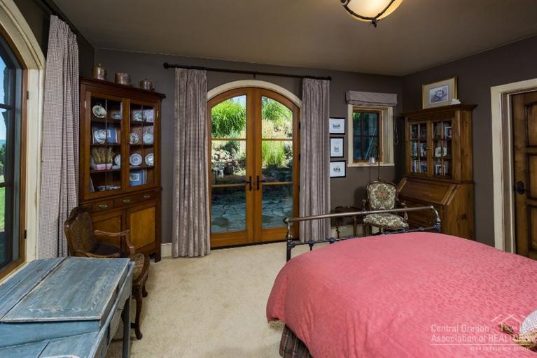 Barclay Place - Residential