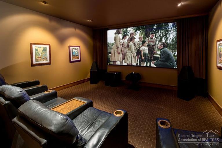 Barclay Place - Residential