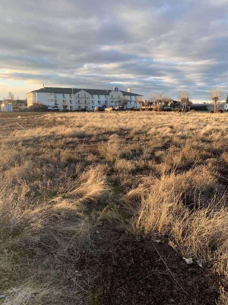 Planerville - Commercial Sale