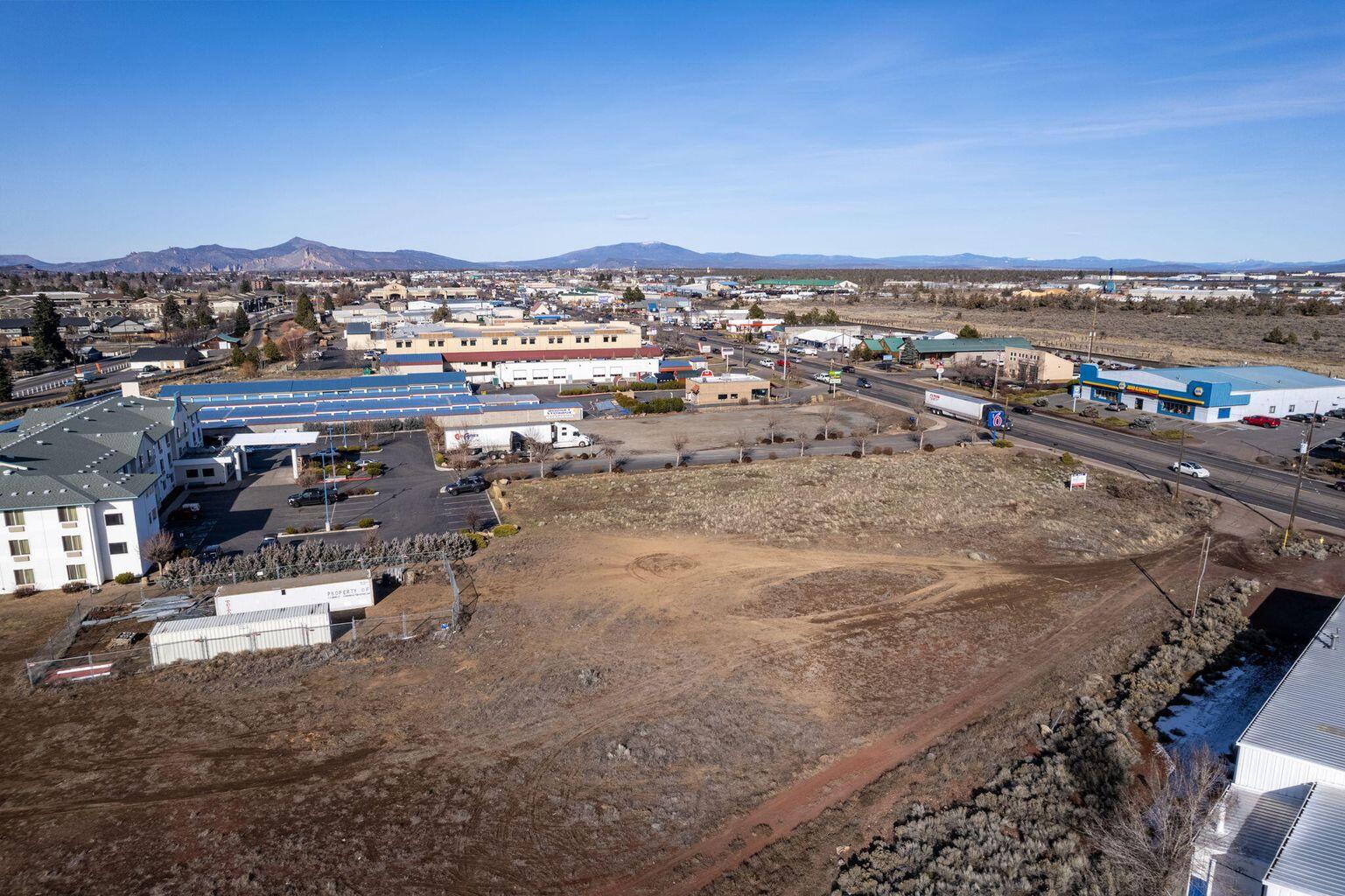 Planerville - Commercial Sale