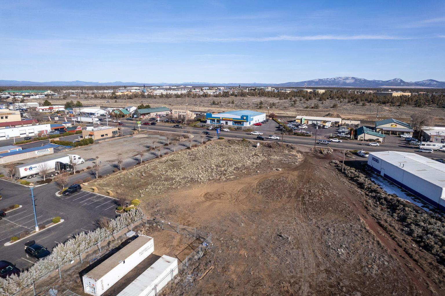 Planerville - Commercial Sale