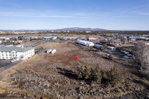2285 S Hwy 97 Redmond OR 97756