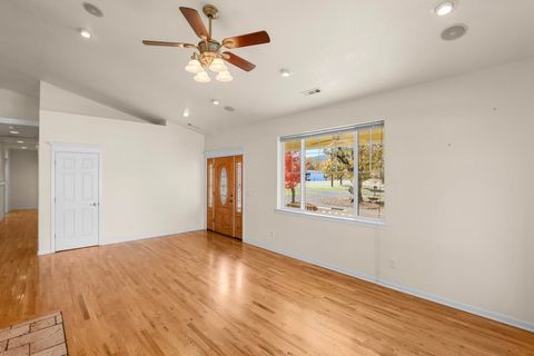 Tiny photo for 6400 Rogue River Drive, Shady Cove, OR 97539 (MLS # 220211856)