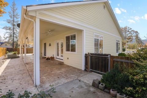 Tiny photo for 6400 Rogue River Drive, Shady Cove, OR 97539 (MLS # 220211856)