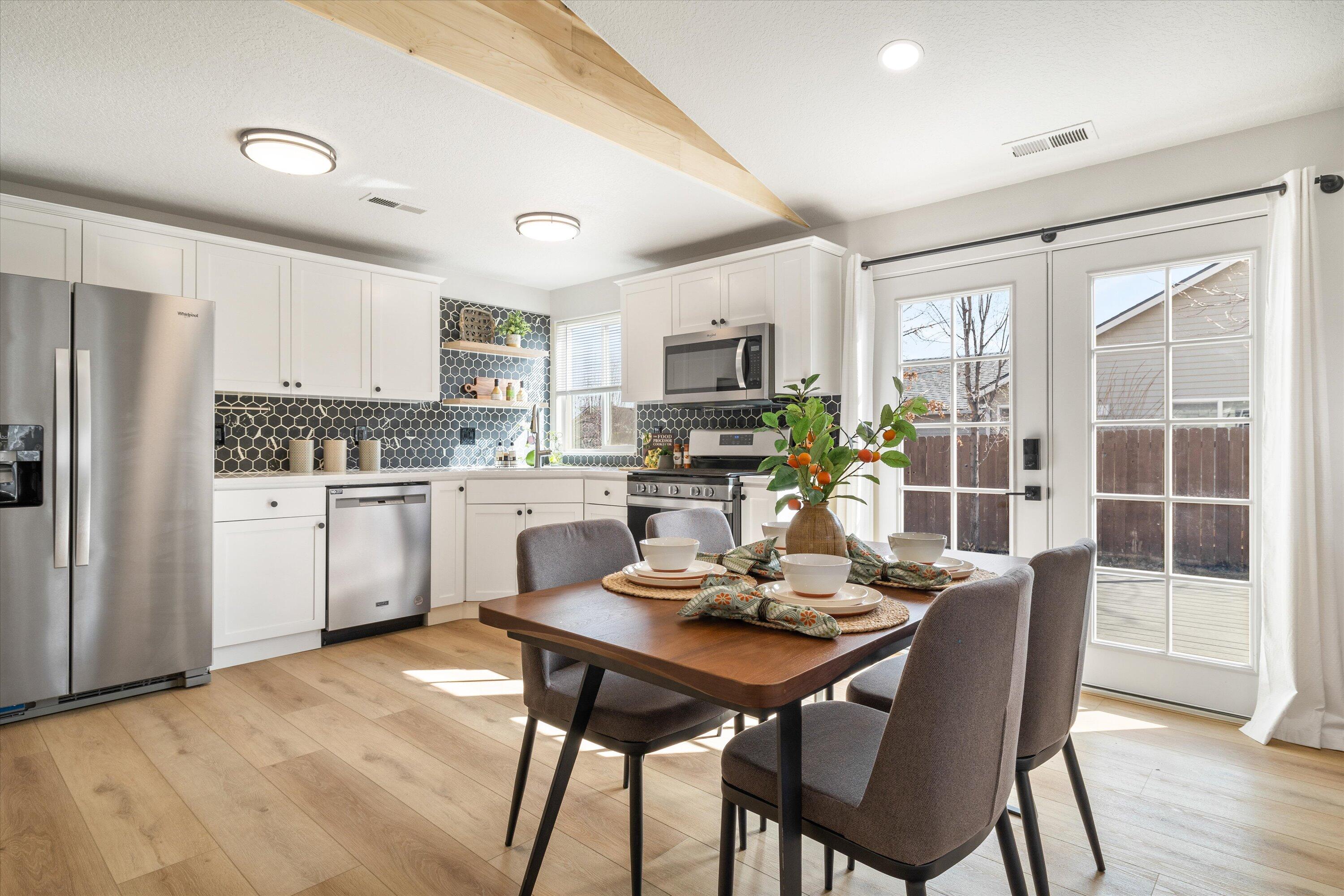 Larkspur - Residential