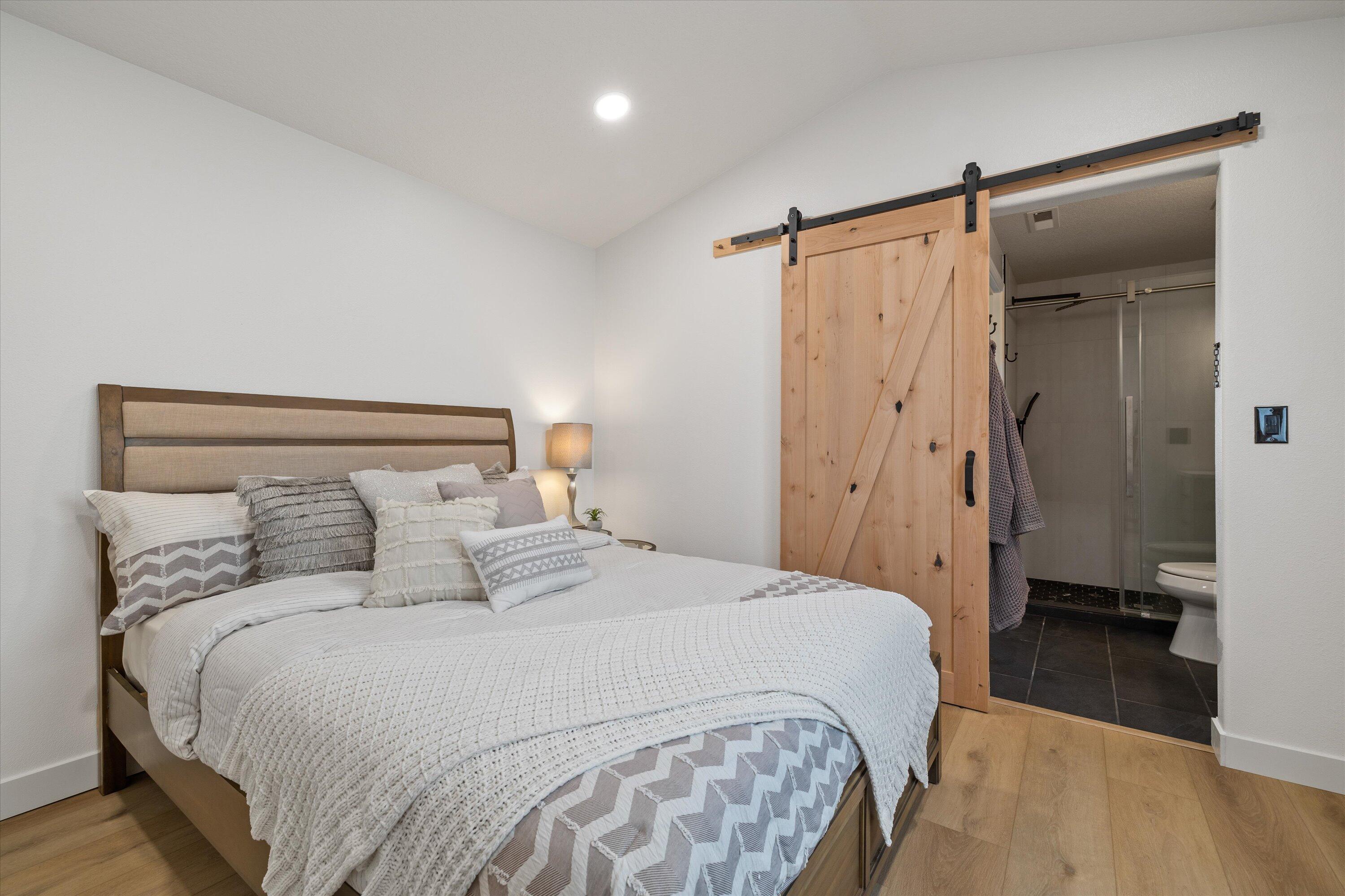 Larkspur - Residential