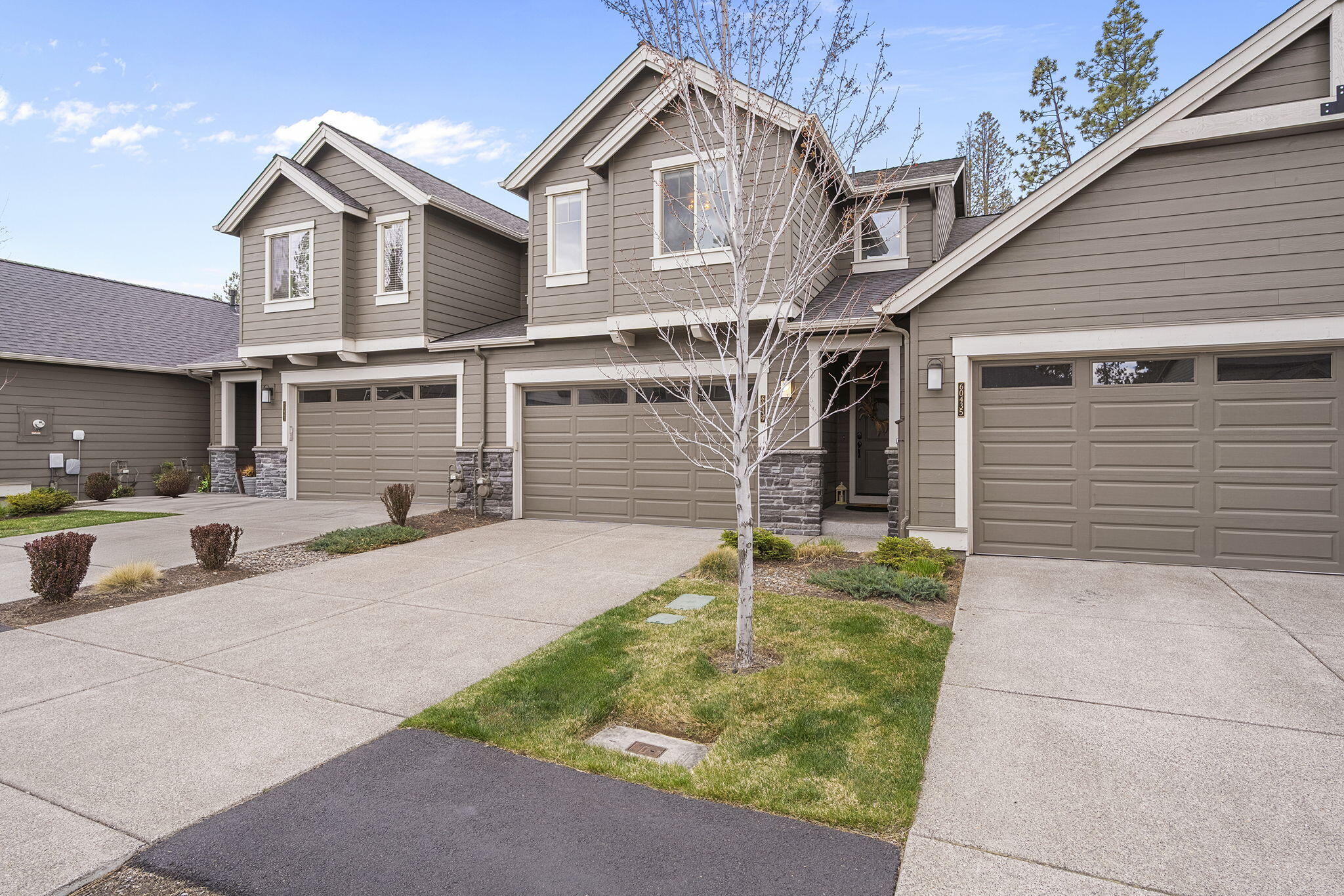 60439 Hedgewood Lane