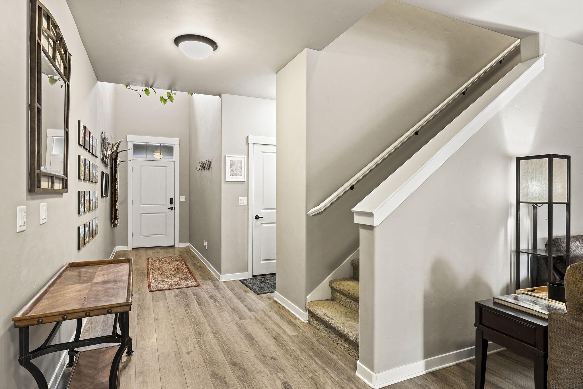 60439 Hedgewood Lane