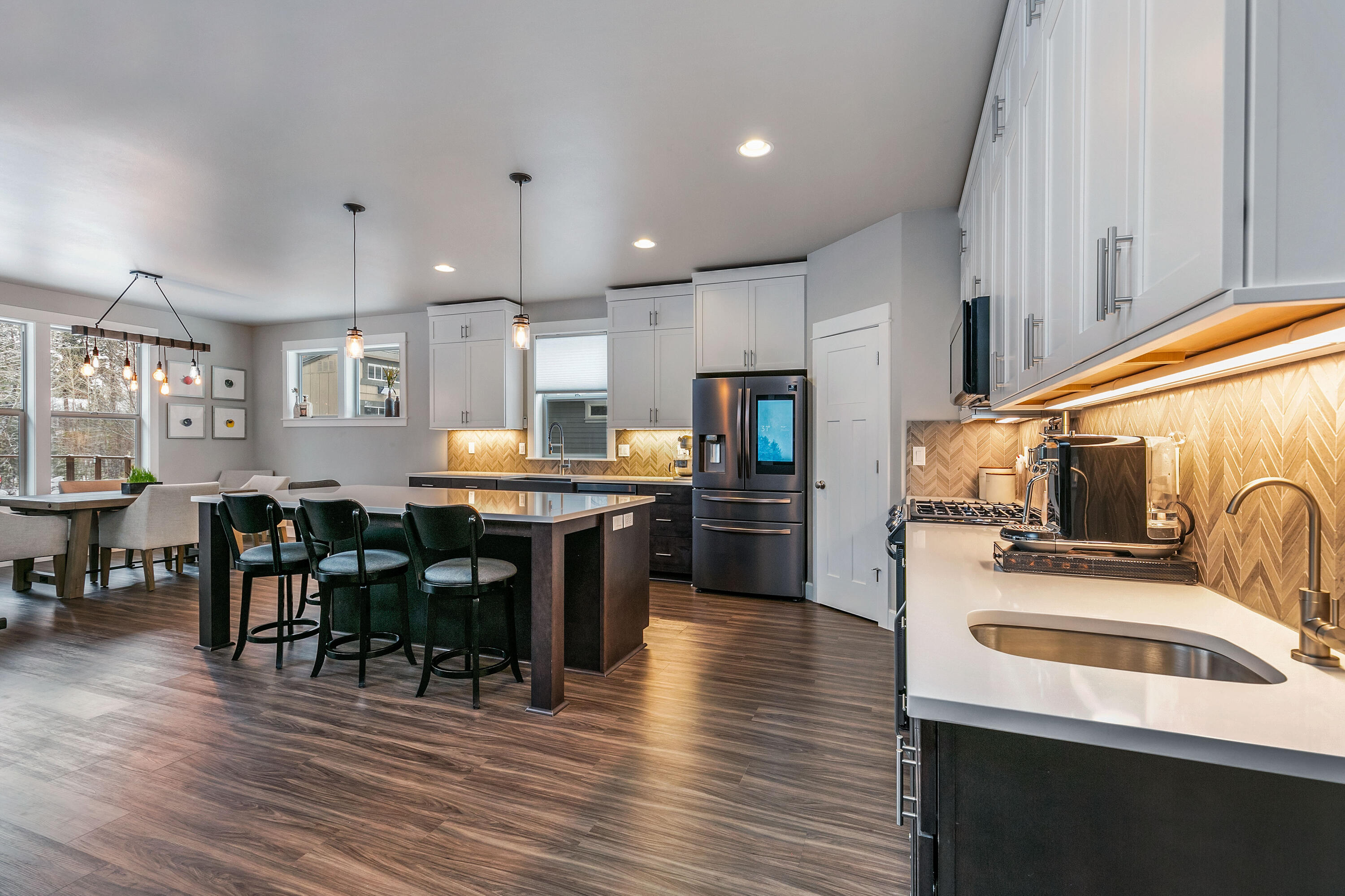 Creekside - Residential