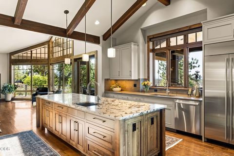Tiny photo for 1659 NW Wild Rye Circle, Bend, OR 97703 (MLS # 220225108)
