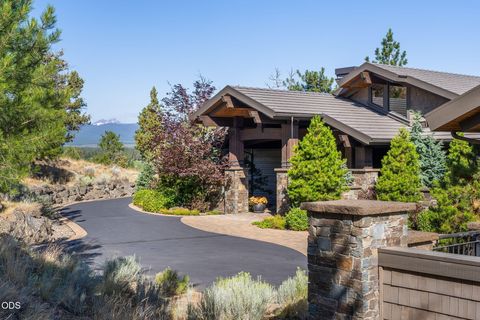 Tiny photo for 1659 NW Wild Rye Circle, Bend, OR 97703 (MLS # 220225108)