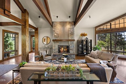 Tiny photo for 1659 NW Wild Rye Circle, Bend, OR 97703 (MLS # 220225108)