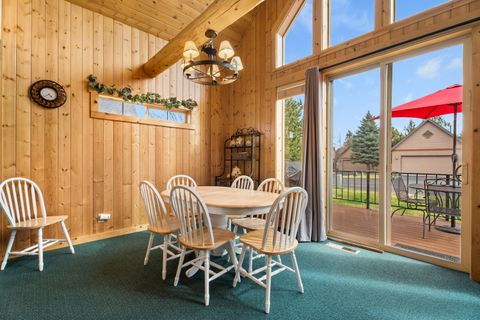 Tiny photo for 8588 Red Wing Lane, Redmond, OR 97756 (MLS # 220219379)