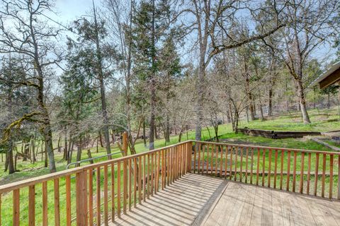 Tiny photo for 5492 Highway 227, Trail, OR 97541 (MLS # 220217389)