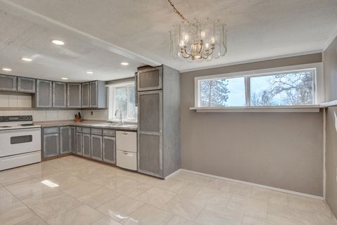 Tiny photo for 5492 Highway 227, Trail, OR 97541 (MLS # 220217389)