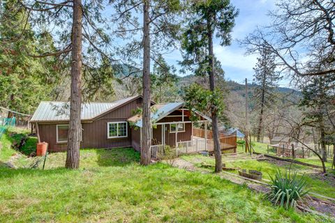 Tiny photo for 5492 Highway 227, Trail, OR 97541 (MLS # 220217389)