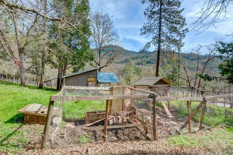 Tiny photo for 5492 Highway 227, Trail, OR 97541 (MLS # 220217389)