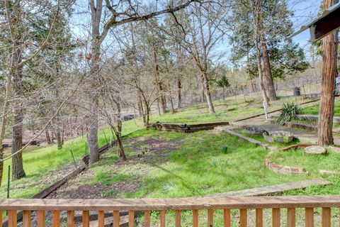 Tiny photo for 5492 Highway 227, Trail, OR 97541 (MLS # 220217389)