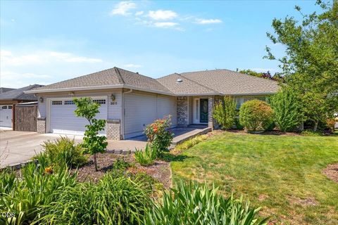 Tiny photo for 3511 Blue Blossom Drive, Medford, OR 97504 (MLS # 220222863)