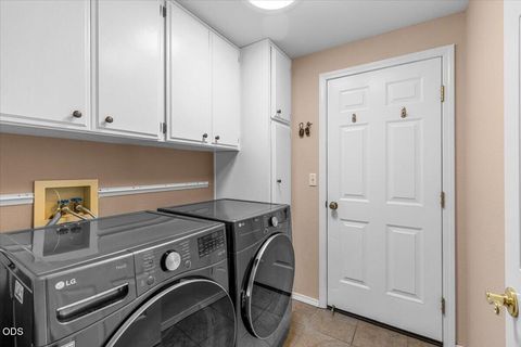 Tiny photo for 3511 Blue Blossom Drive, Medford, OR 97504 (MLS # 220222863)